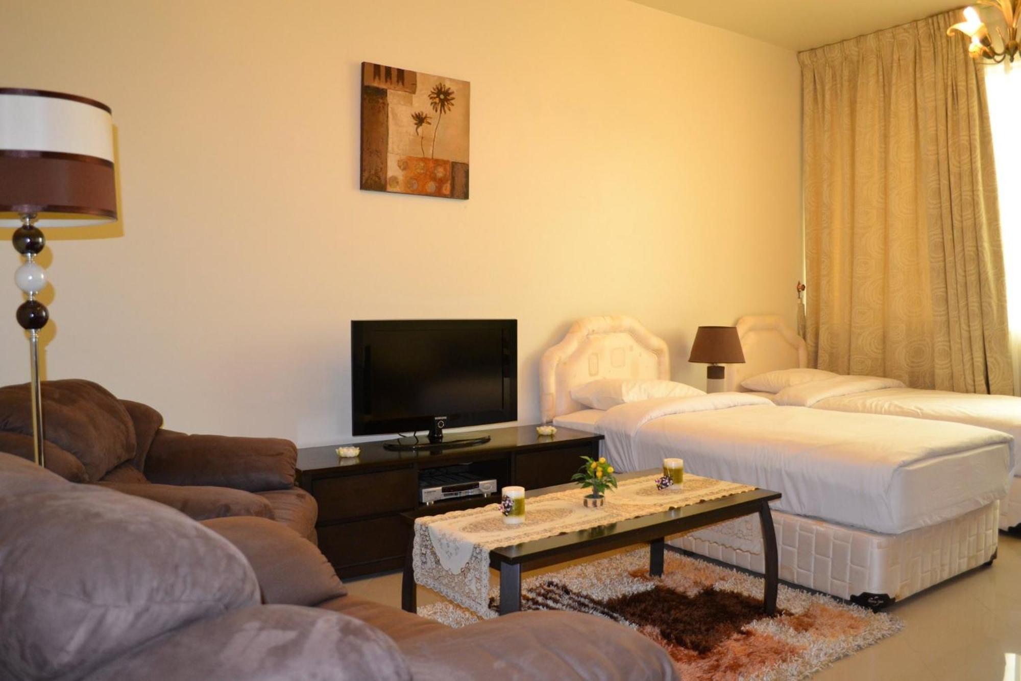 Abu Dhabi Plaza Hotel Apartments Luaran gambar